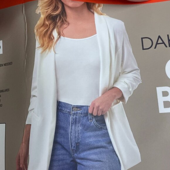 Dakota Blue Womens White Crepe Blazer Open Front  Size M NWT 6451 - Picture 1 of 5